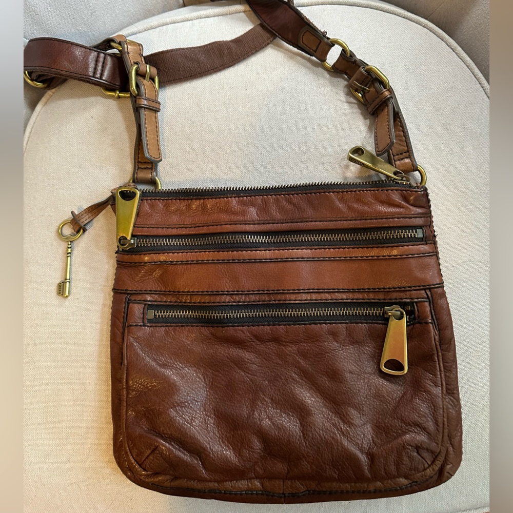 Fossil Crossbody in great condition
